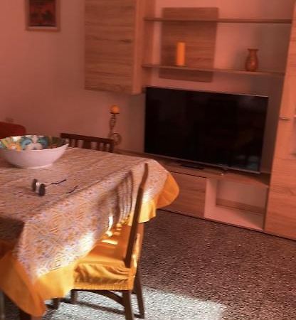 Handy San Benedetto Brindisi Exterior photo